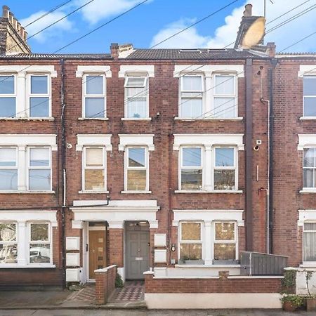 Brilliant 2 Bed Apartment - Spacious, Central & Well-Connected London Exterior photo